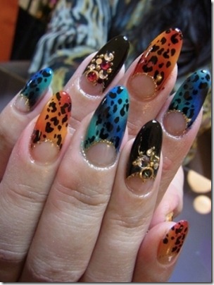 Cool-Verace-Inspired-Nail-Art-2012